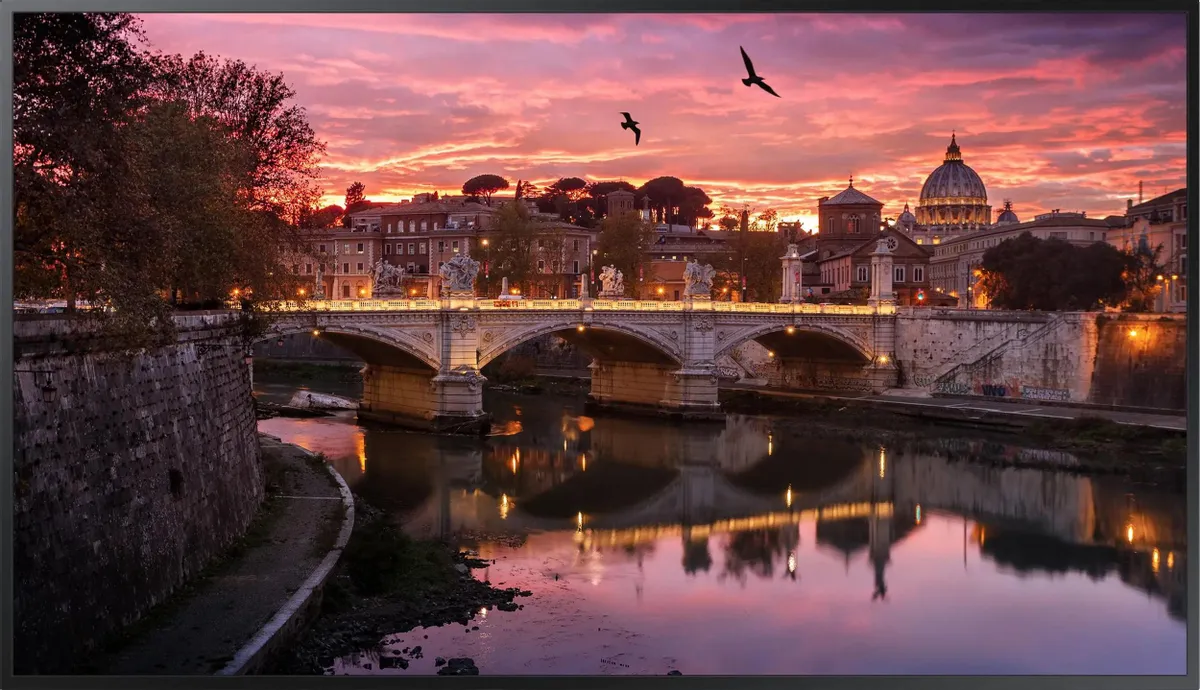 Профессиональный дисплей Samsung LH65QBBEBGCXCI (65''/VA/16:9/3840 X 2160 (UHD)/ 350nit/8ms/16/7)